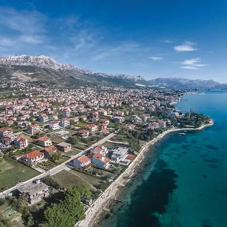 Stunning In Kastel Kambelovac With Wifi 아파트 Kaštela